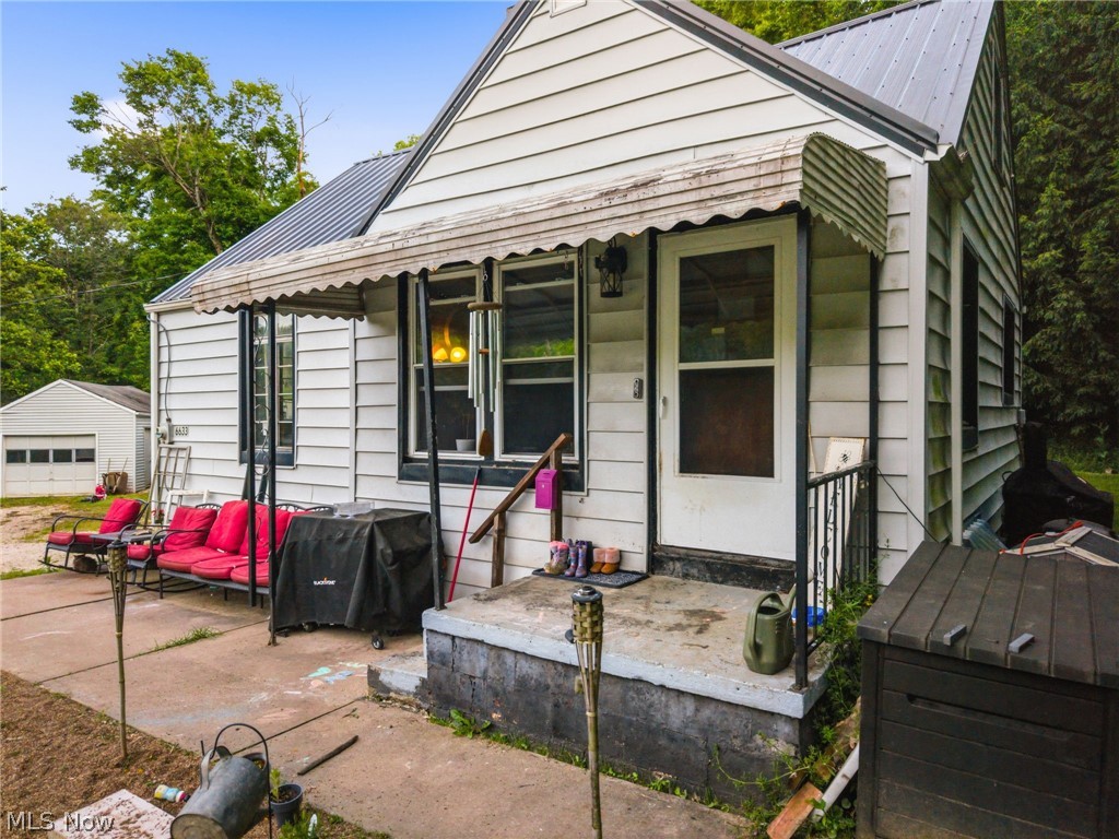 6633 Maplehurst Avenue SE East Sparta OH 44626