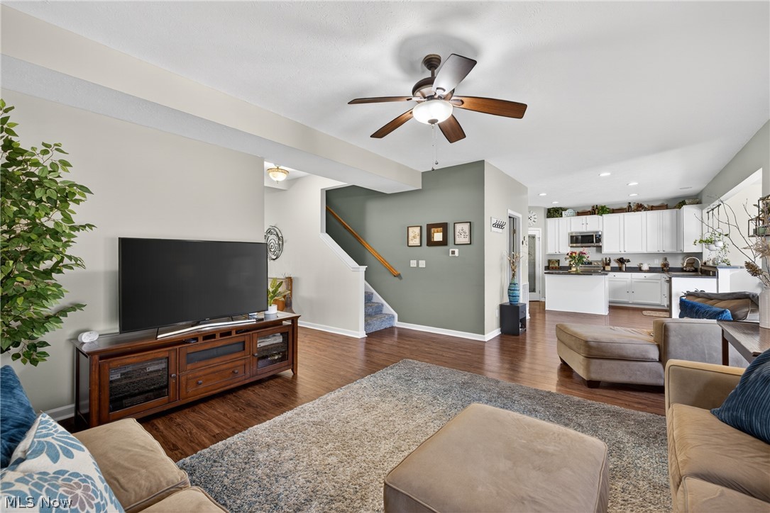 421 Greenfield Lane Painesville OH 44077
