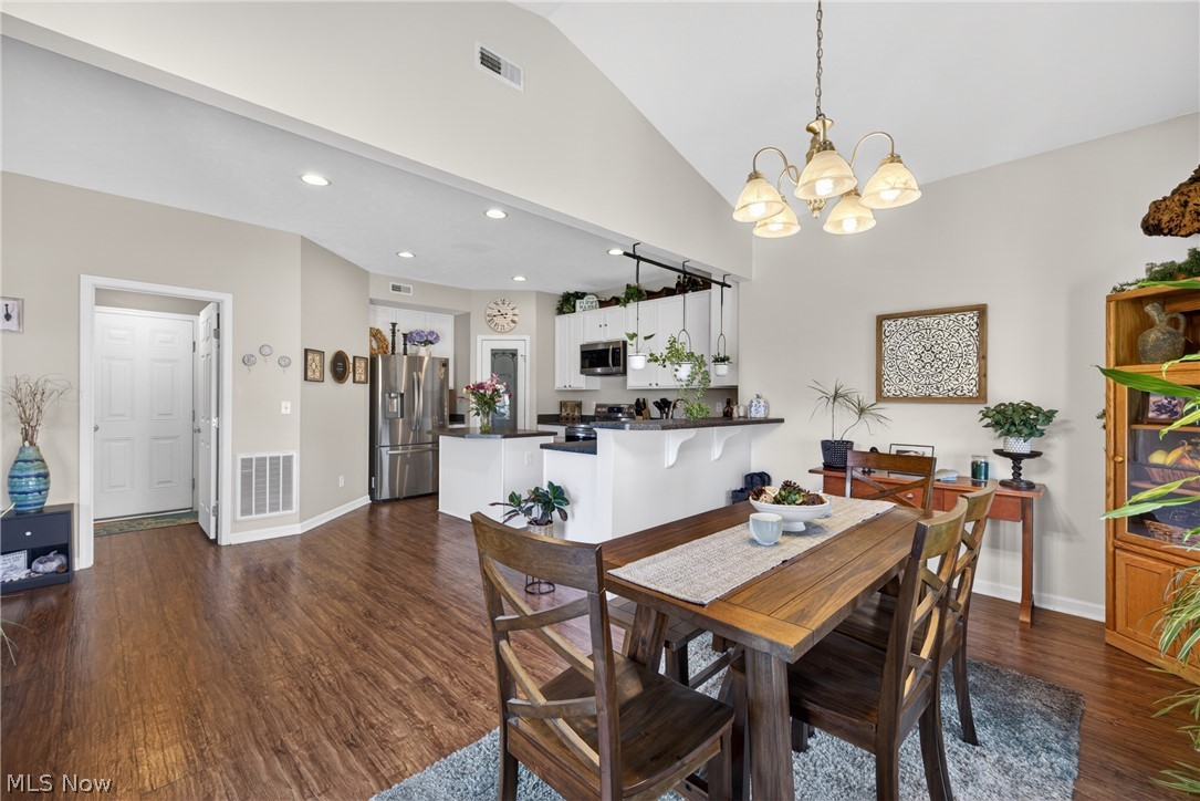 421 Greenfield Lane Painesville OH 44077