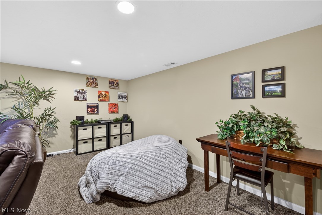 421 Greenfield Lane Painesville OH 44077