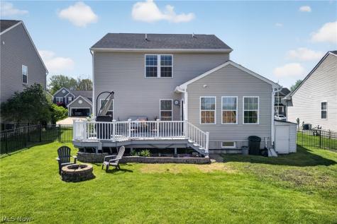 421 Greenfield Lane Painesville OH 44077