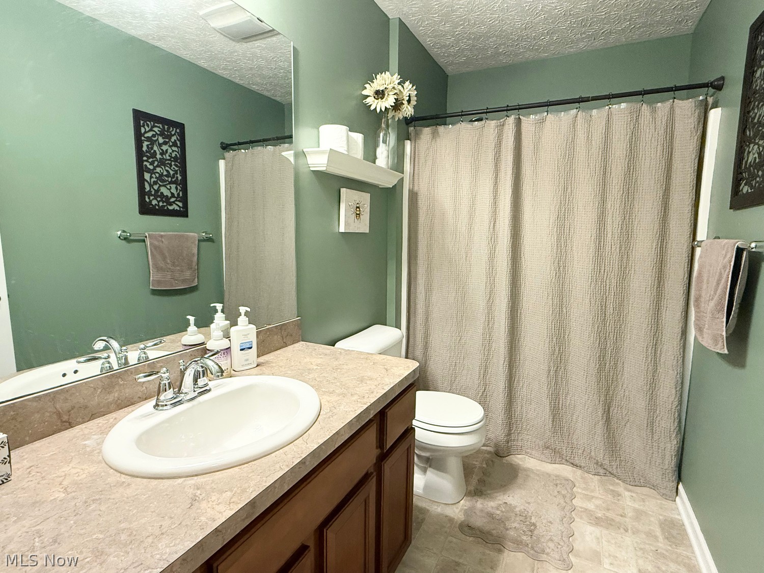 13152 Kensington Drive Grafton OH 44044