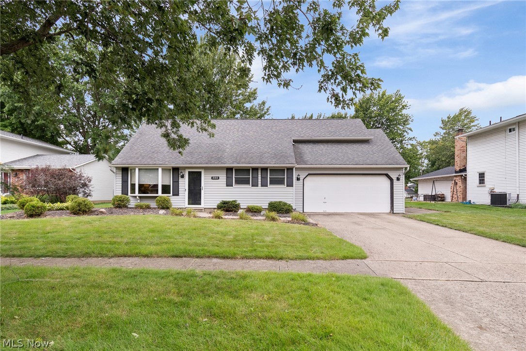 380 Naples Drive Elyria OH 44035