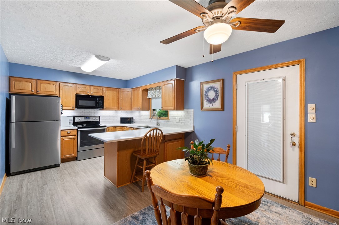 380 Naples Drive Elyria OH 44035