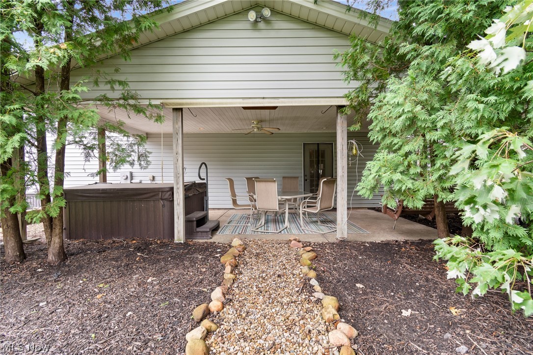 380 Naples Drive Elyria OH 44035
