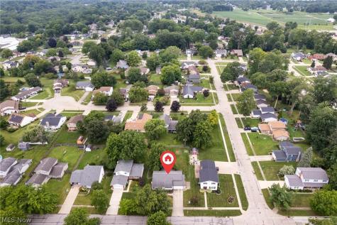 380 Naples Drive Elyria OH 44035