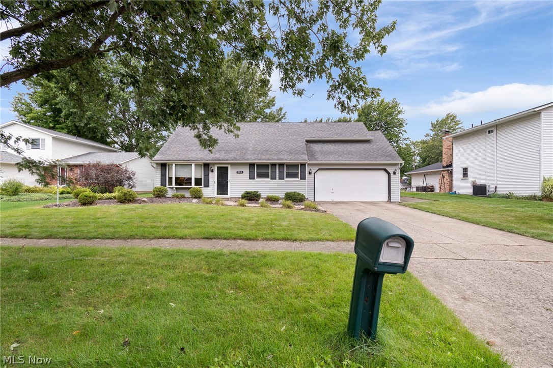 380 Naples Drive Elyria OH 44035