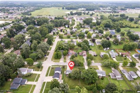 380 Naples Drive Elyria OH 44035