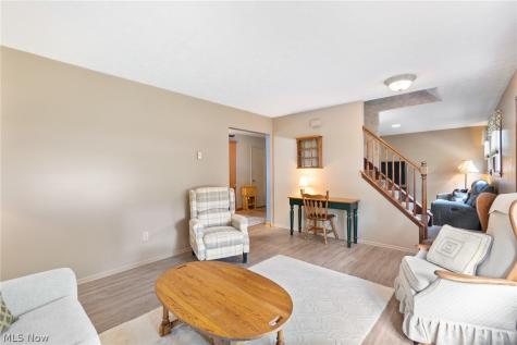 380 Naples Drive Elyria OH 44035