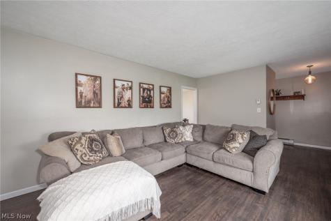 9828 State Route 88 Garrettsville OH 44231