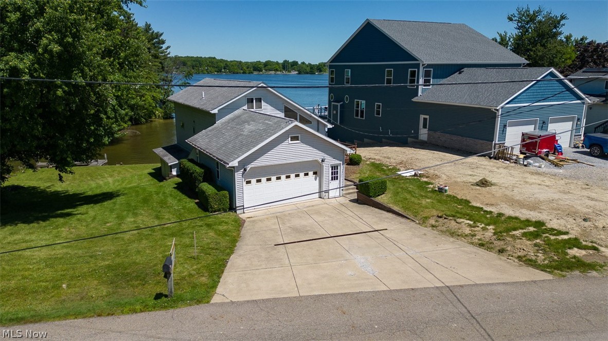 654 Pine Drive Lake Milton OH 44429
