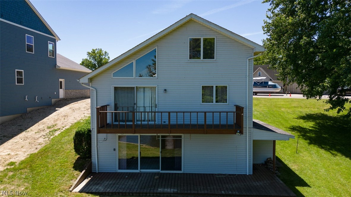 654 Pine Drive Lake Milton OH 44429