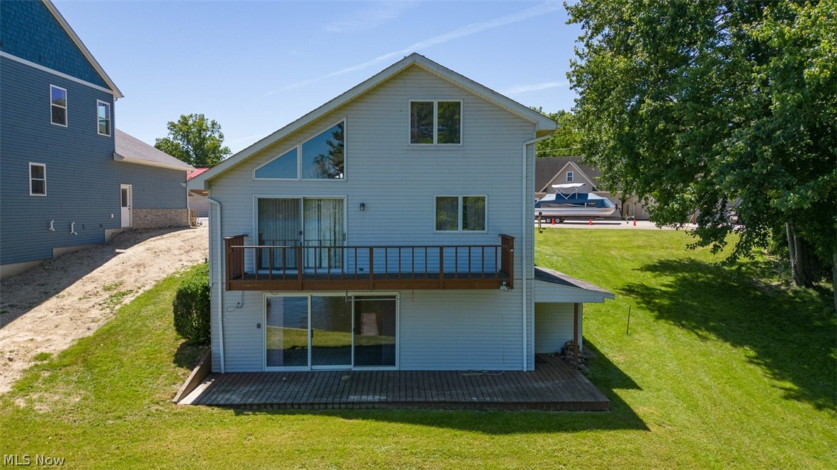 654 Pine Drive Lake Milton OH 44429