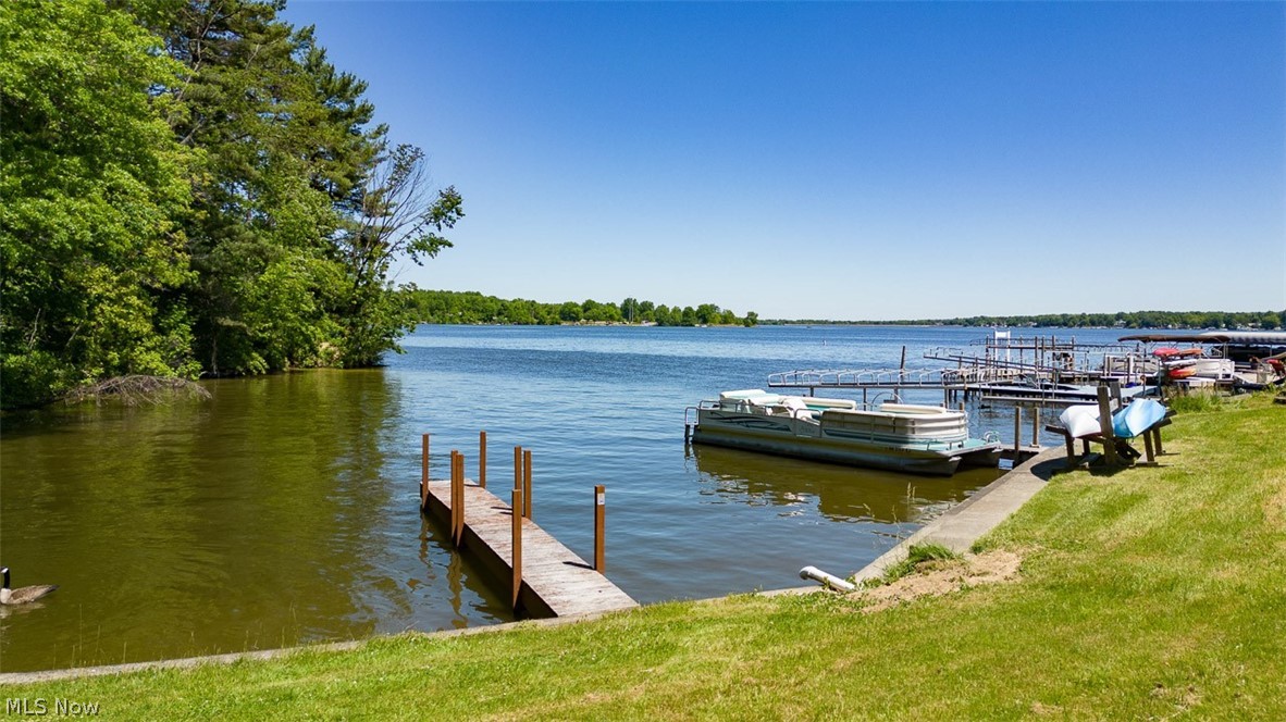 654 Pine Drive Lake Milton OH 44429