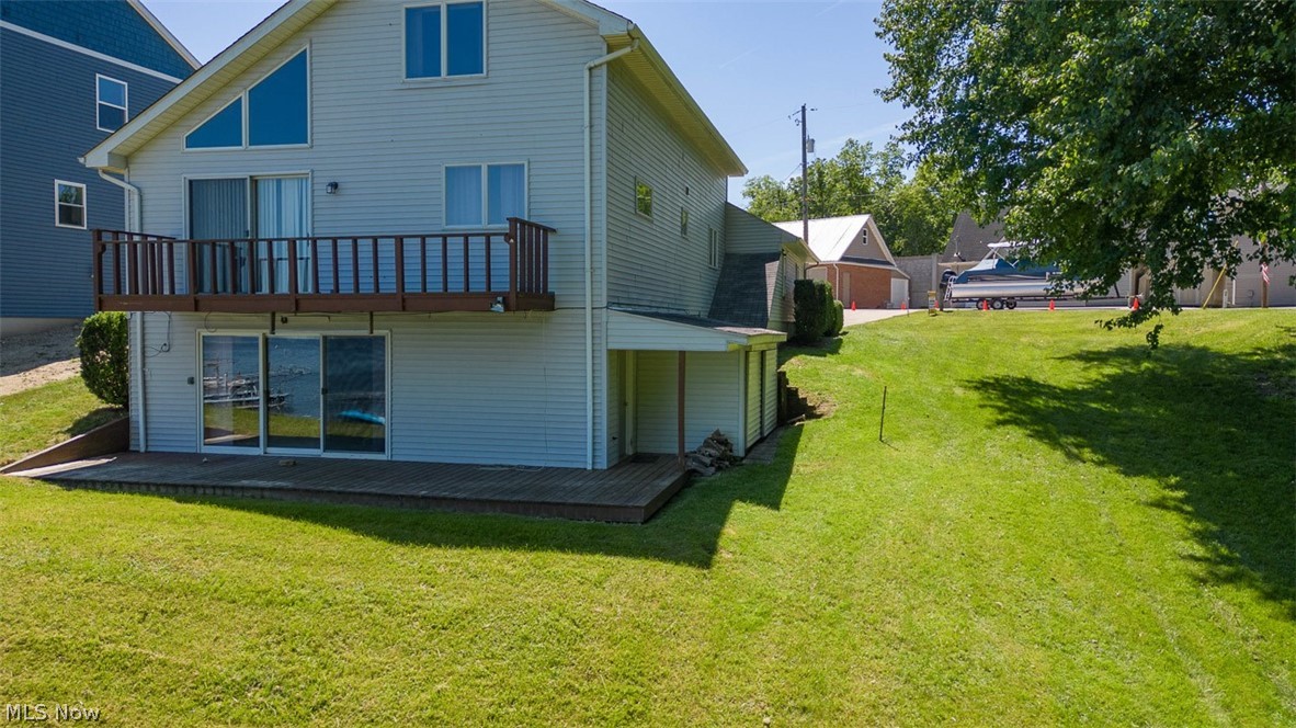 654 Pine Drive Lake Milton OH 44429