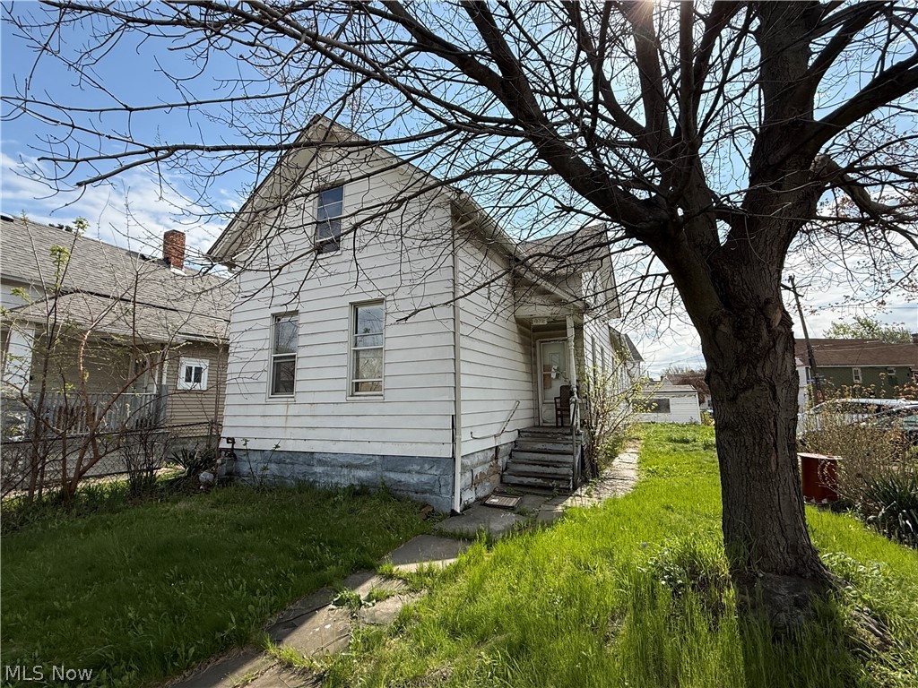 3319 Fulton Road Cleveland OH 44109