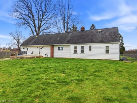 747 Killian Road Coventry OH 44319