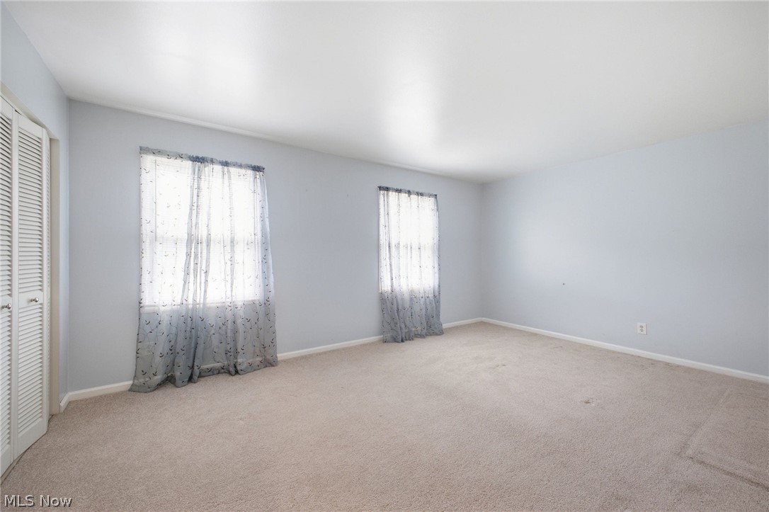 2803 Sedgewick Street NE Warren OH 44483