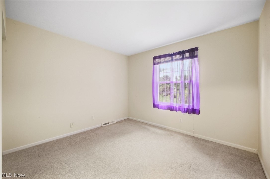 2803 Sedgewick Street NE Warren OH 44483