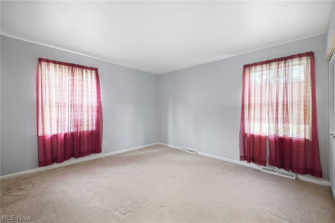 2803 Sedgewick Street NE Warren OH 44483