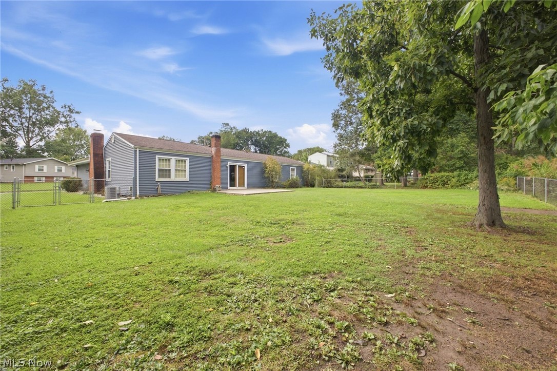 2803 Sedgewick Street NE Warren OH 44483