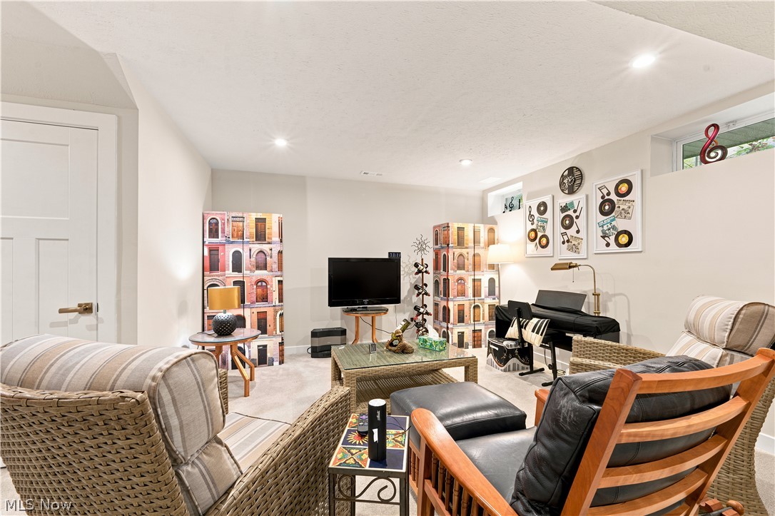 2147 Sugarmaple Drive Kent OH 44240
