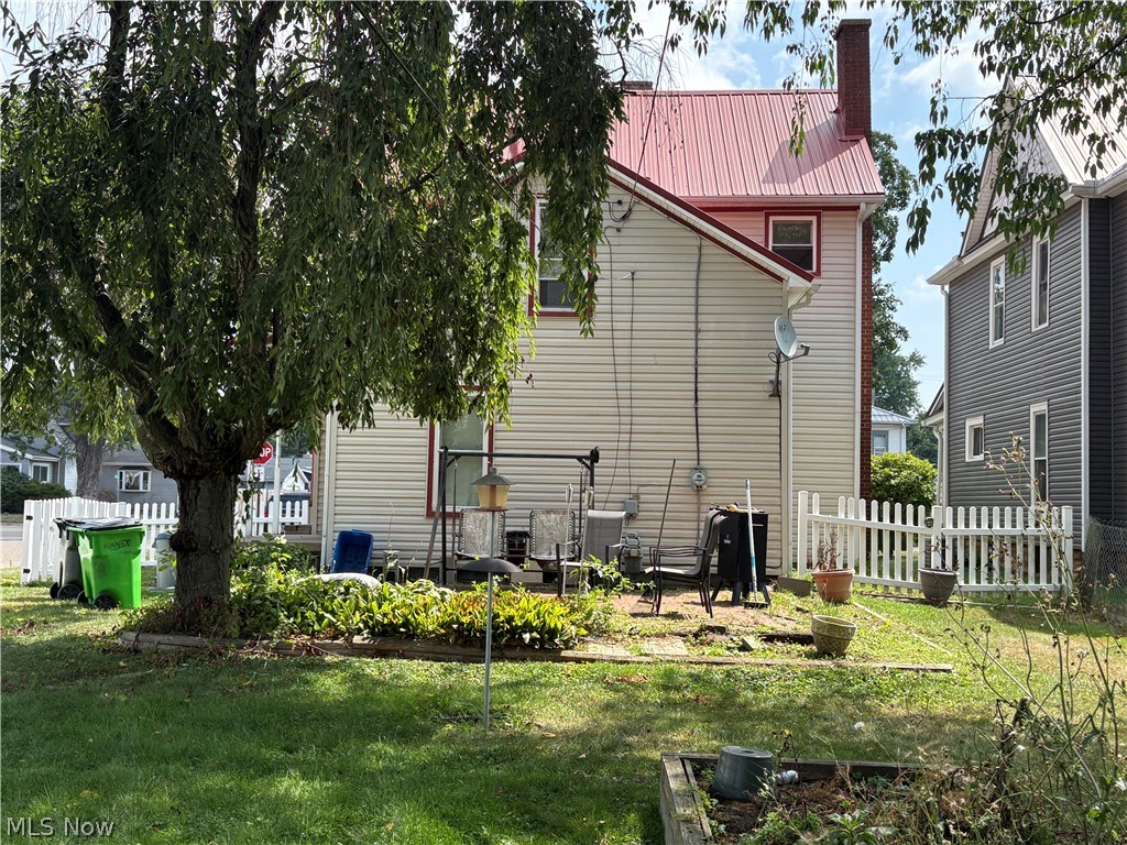 438 N Wooster Avenue Strasburg OH 44680