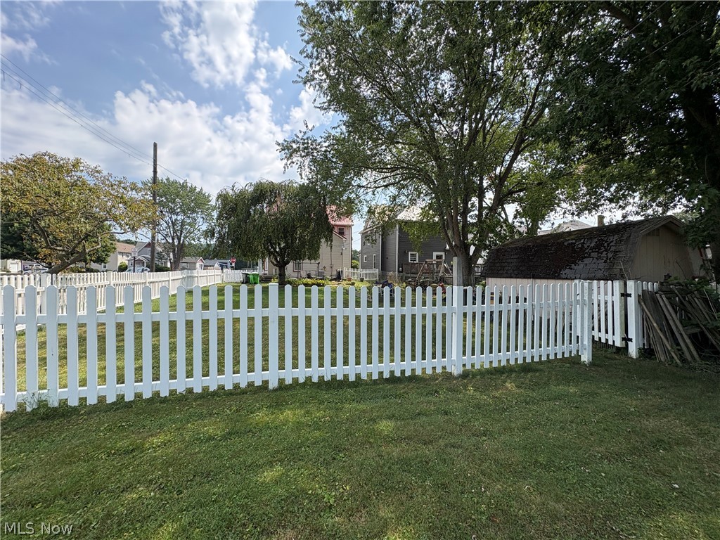 438 N Wooster Avenue Strasburg OH 44680