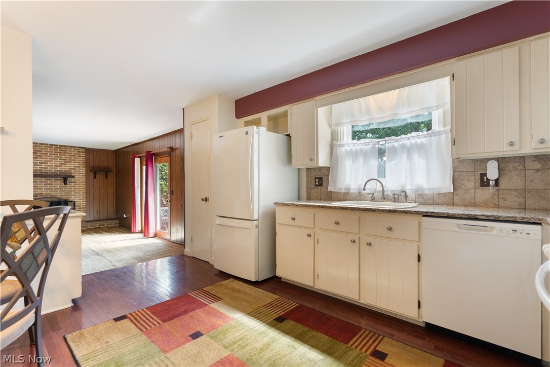 5740 Lake Cable Avenue NW Canton OH 44718