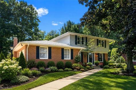 5740 Lake Cable Avenue NW Canton OH 44718