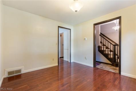 5740 Lake Cable Avenue NW Canton OH 44718