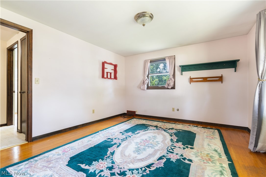 5740 Lake Cable Avenue NW Canton OH 44718