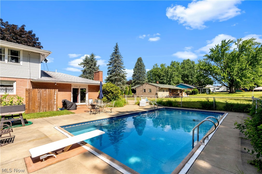 5740 Lake Cable Avenue NW Canton OH 44718