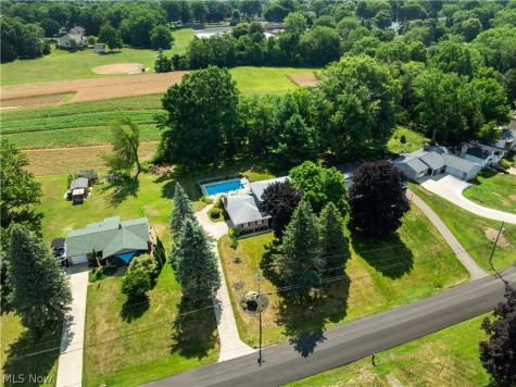 5740 Lake Cable Avenue NW Canton OH 44718