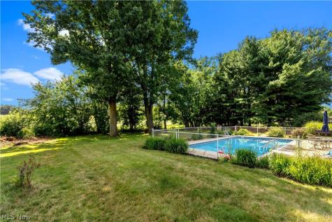 5740 Lake Cable Avenue NW Canton OH 44718