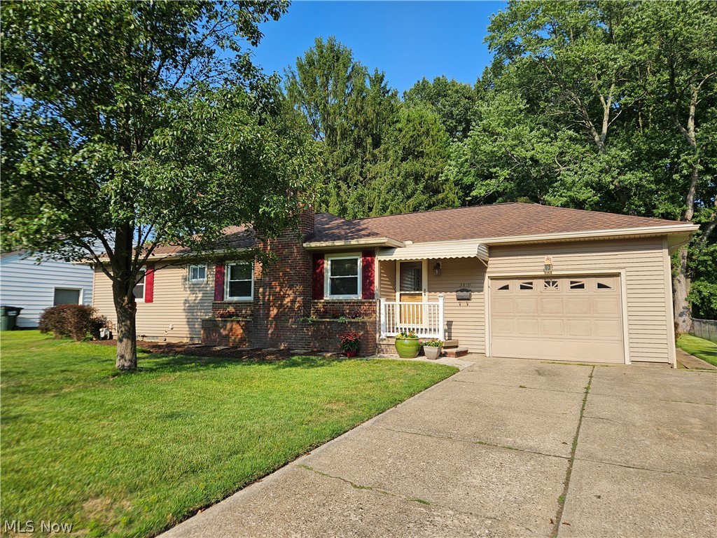 2819 Outlook Drive Silver Lake OH 44224