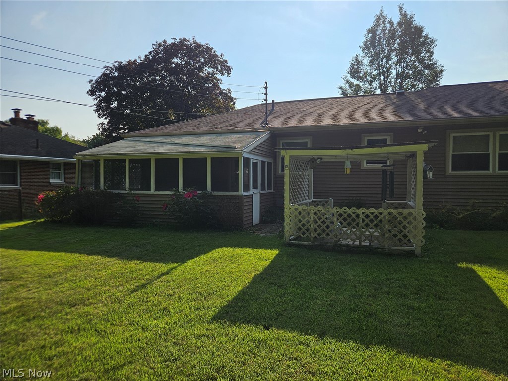 2819 Outlook Drive Silver Lake OH 44224