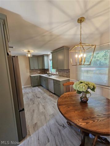 2819 Outlook Drive Silver Lake OH 44224