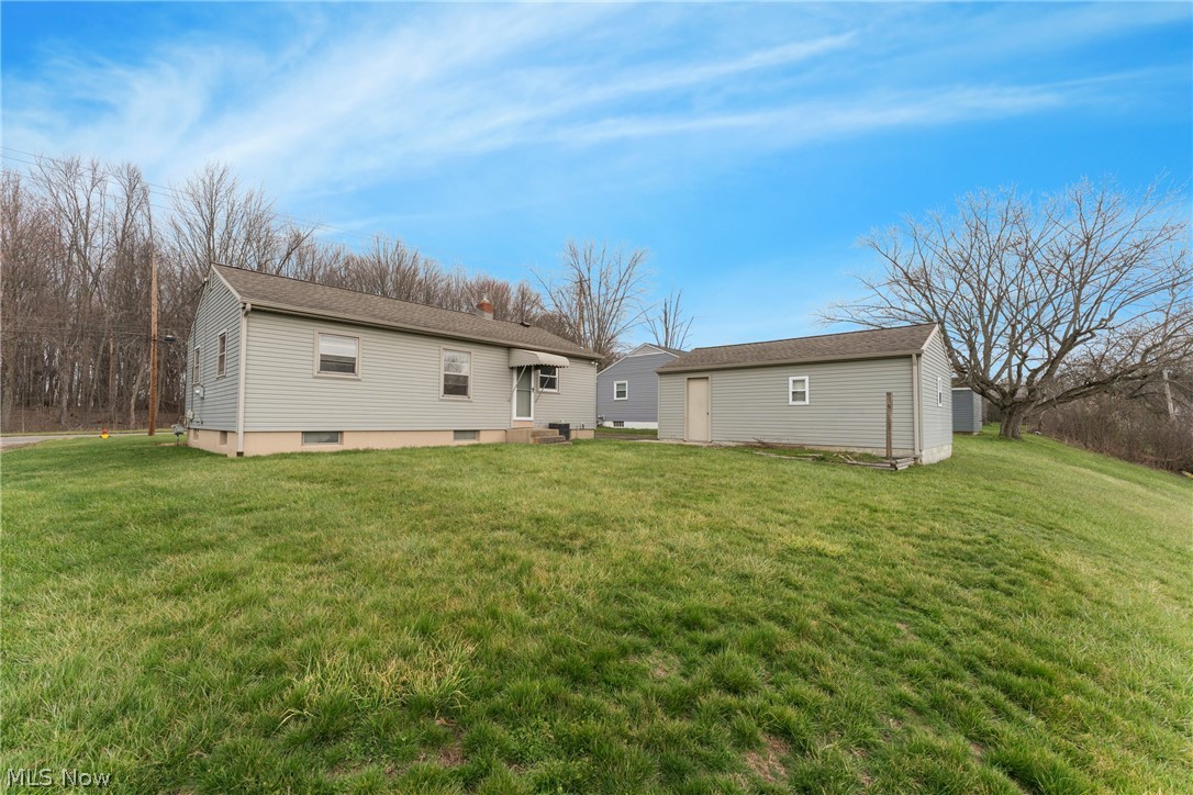 1859 Mathews Road Poland OH 44514