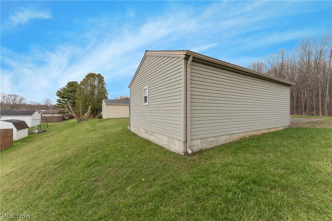 1859 Mathews Road Poland OH 44514