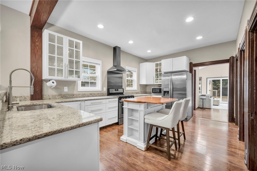 1919 W 45th Street Cleveland OH 44102