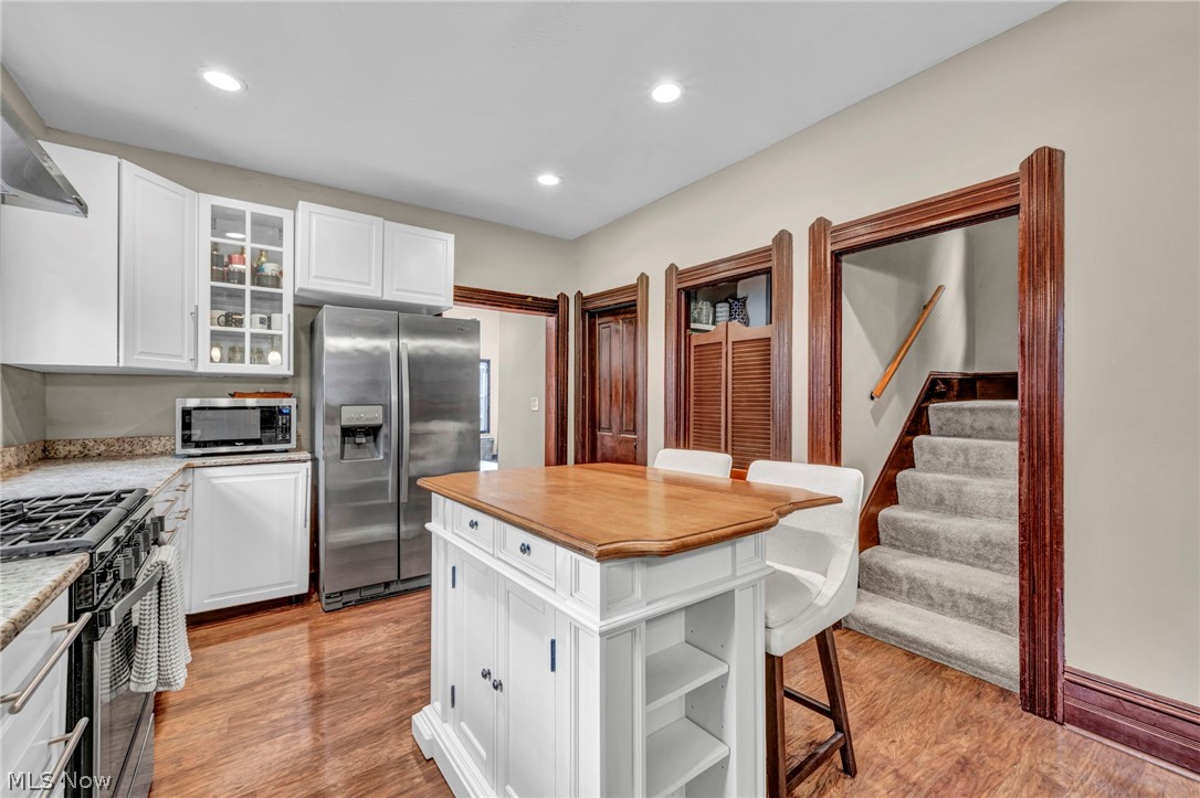 1919 W 45th Street Cleveland OH 44102