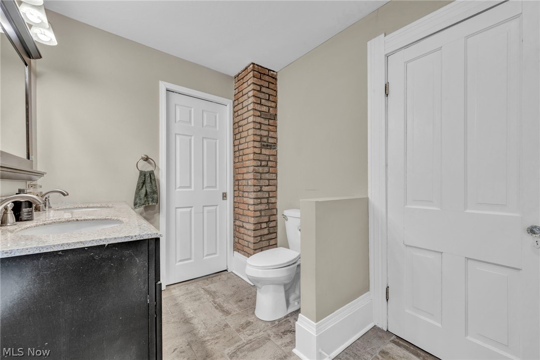 1919 W 45th Street Cleveland OH 44102
