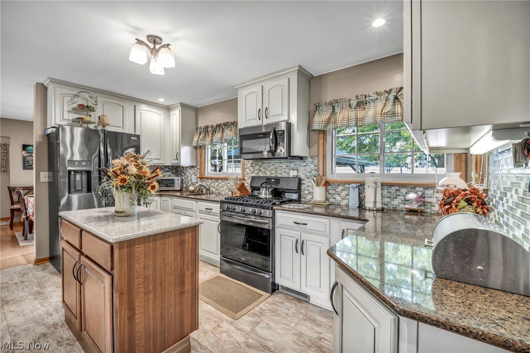 410 S Center Street Newton Falls OH 44444
