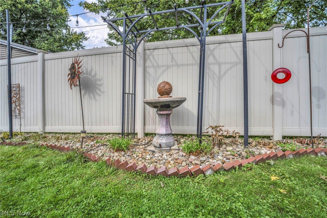 410 S Center Street Newton Falls OH 44444