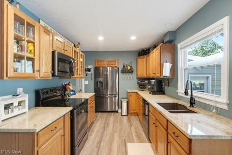 3088 N Bender Avenue Coventry OH 44319