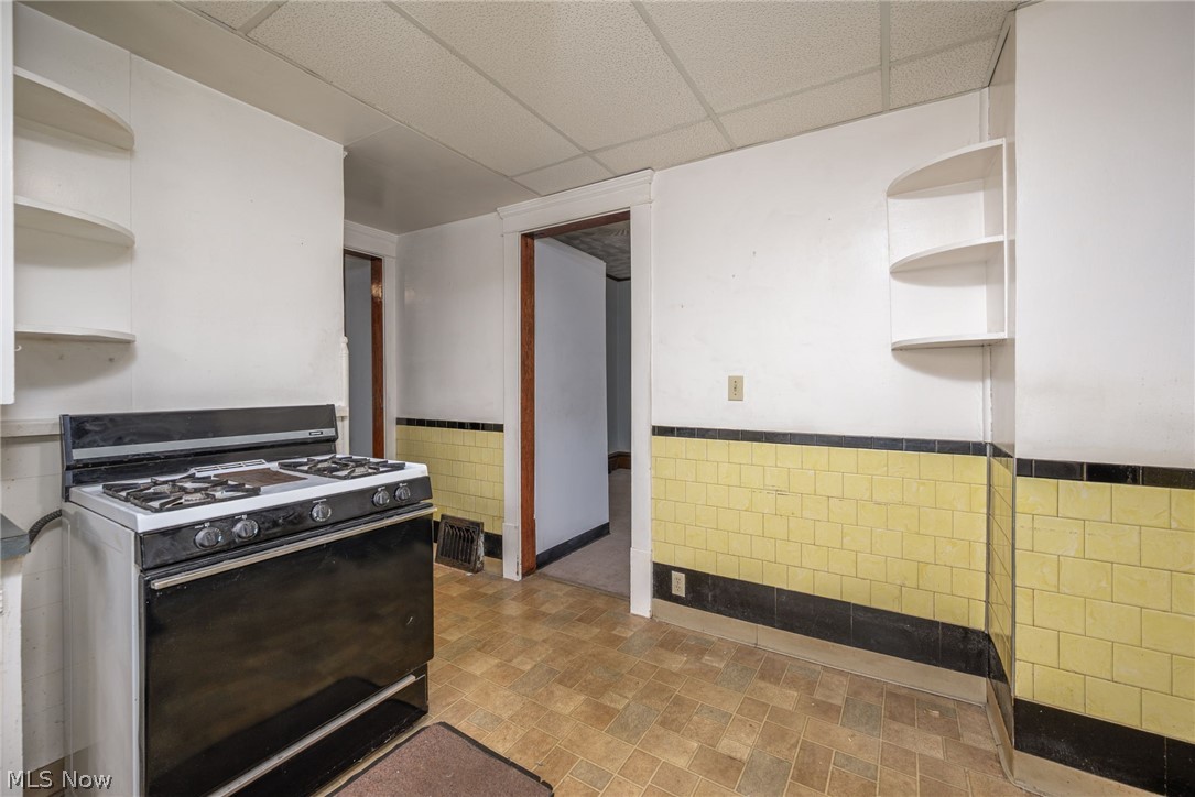 66 N Balch Street Akron OH 44303