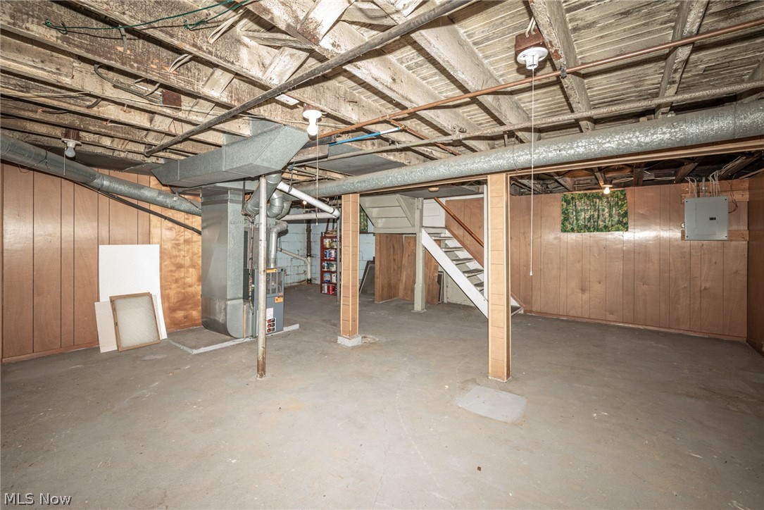 66 N Balch Street Akron OH 44303