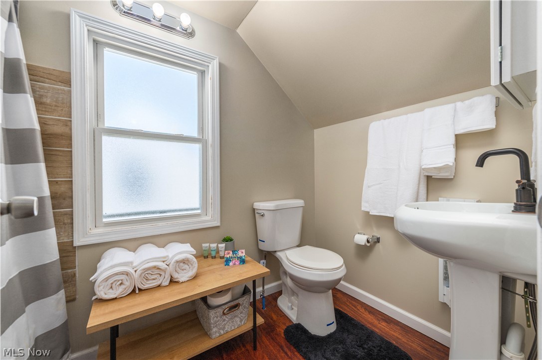 9109 Ansonia Avenue Brooklyn OH 44144