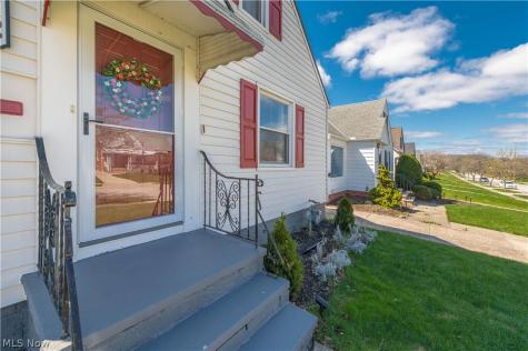 9109 Ansonia Avenue Brooklyn OH 44144